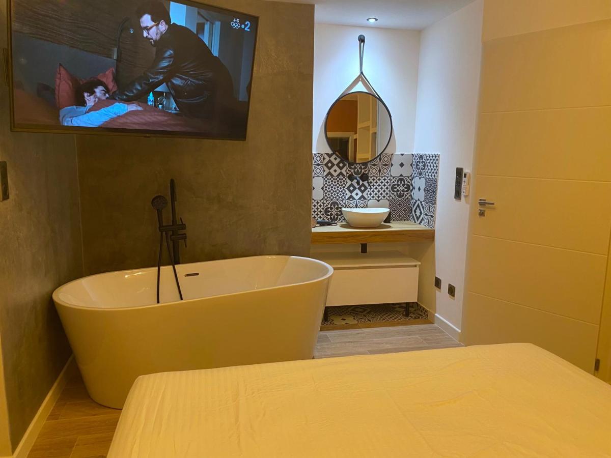 Villa Ghjuvan - Sea, Mountain & Spa Peri 外观 照片